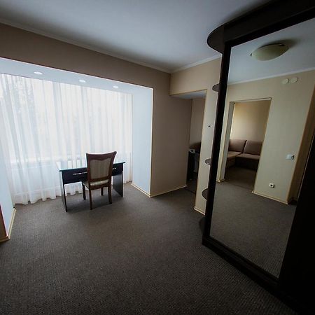 Hotel Edem Karagandy Dış mekan fotoğraf