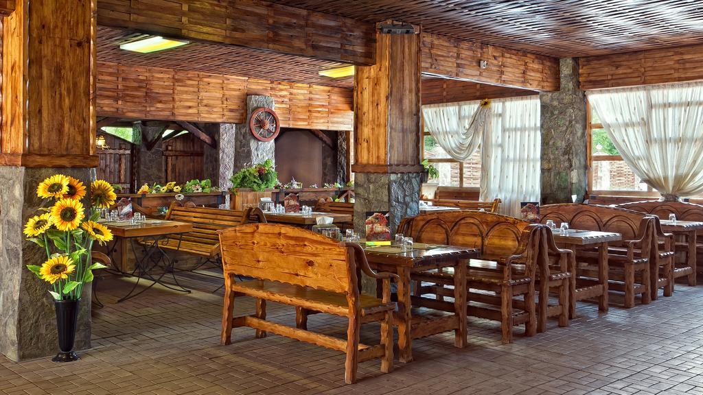 Hotel Edem Karagandy Dış mekan fotoğraf