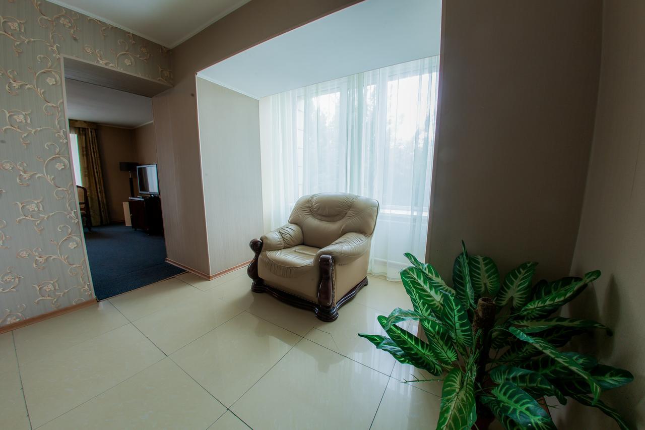 Hotel Edem Karagandy Dış mekan fotoğraf