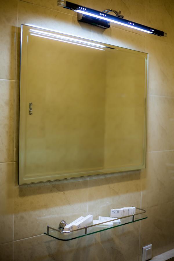 Hotel Edem Karagandy Dış mekan fotoğraf