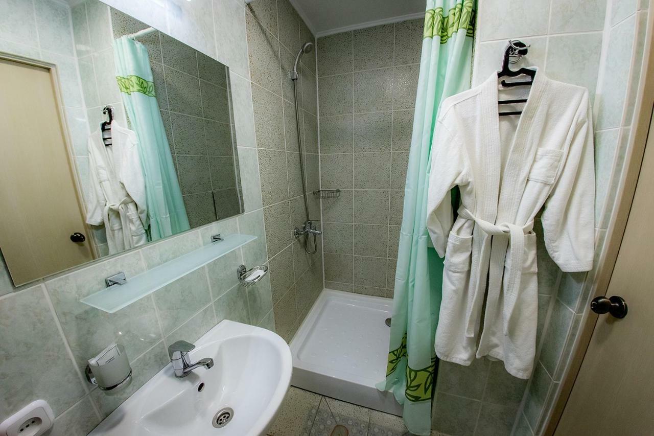 Hotel Edem Karagandy Dış mekan fotoğraf